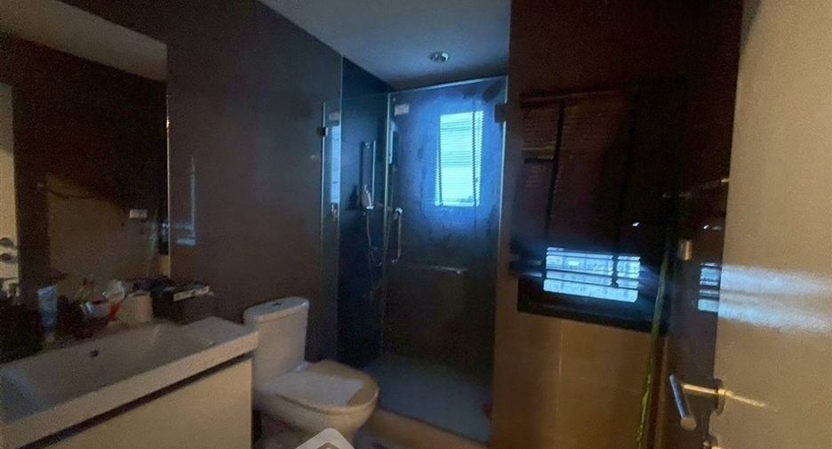 For sale 1 bed condo in Yan Nawa, Bangkok