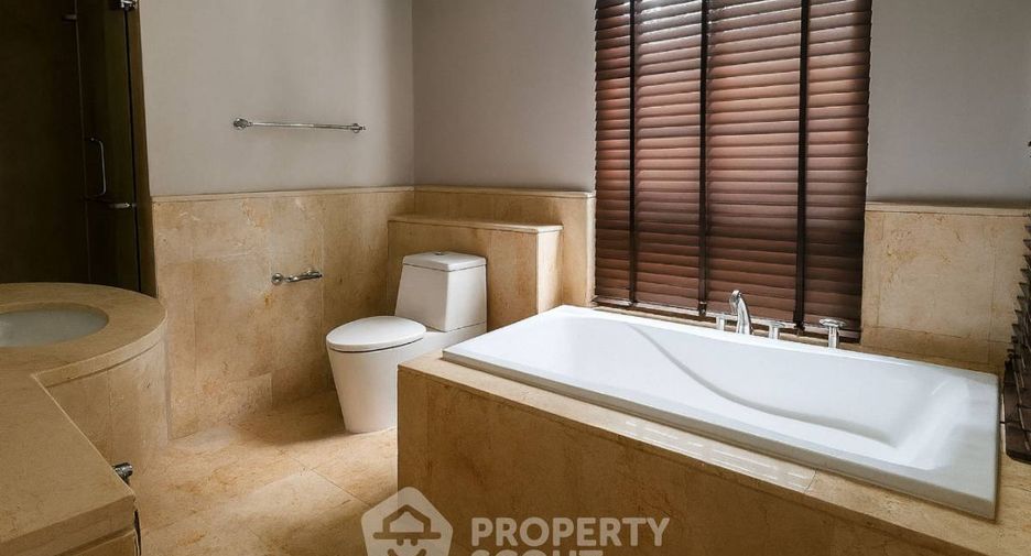 For sale 1 bed condo in Watthana, Bangkok