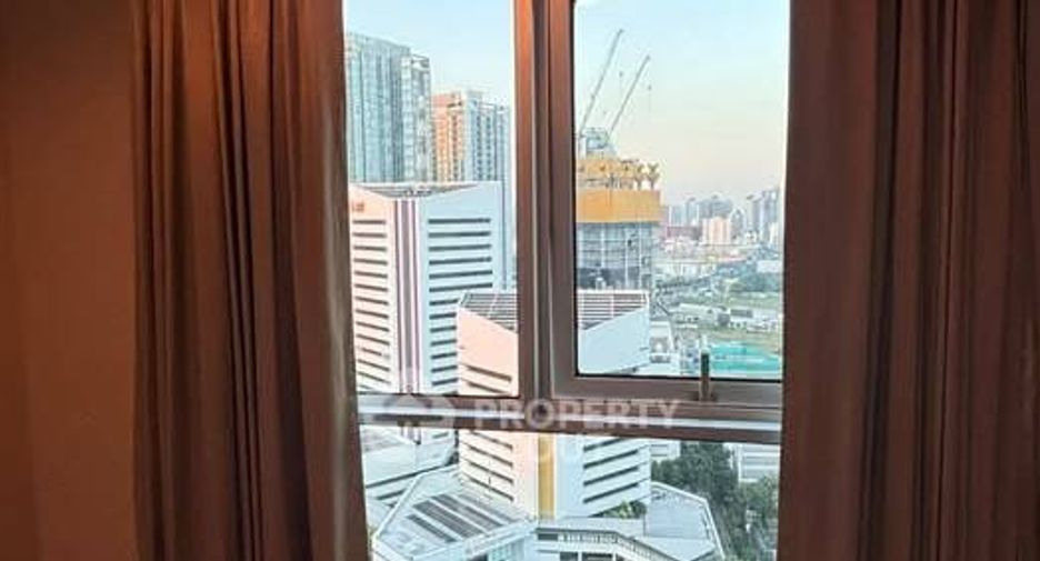 À vendre 2 chambres condo à Huai Khwang, Bangkok
