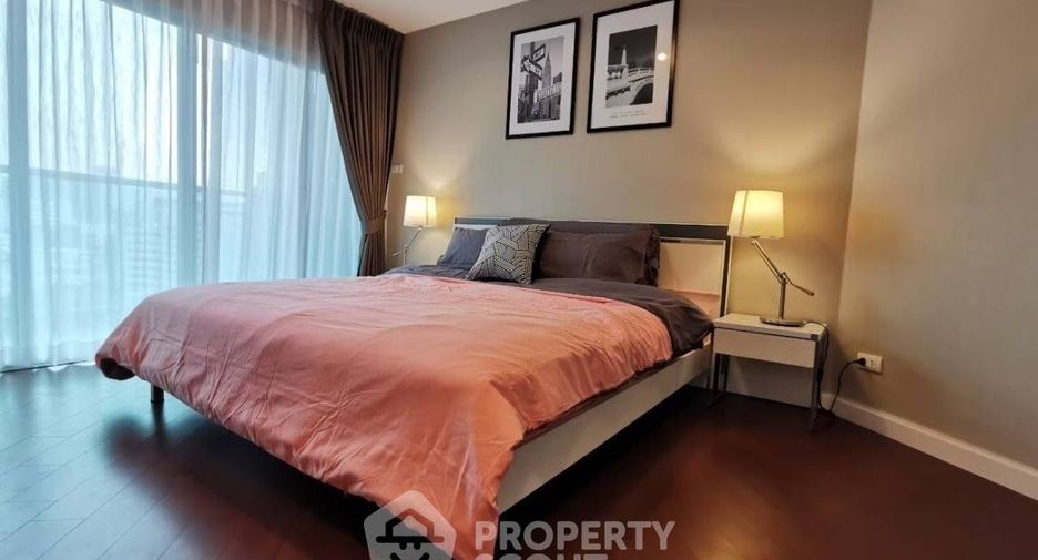 Condo en alquiler de 3 habitaciones en Huai Khwang, Bangkok