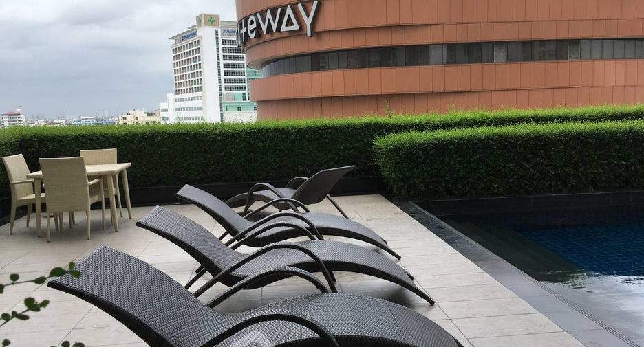 For rent 2 ベッドルーム condo in Khlong Toei, Bangkok