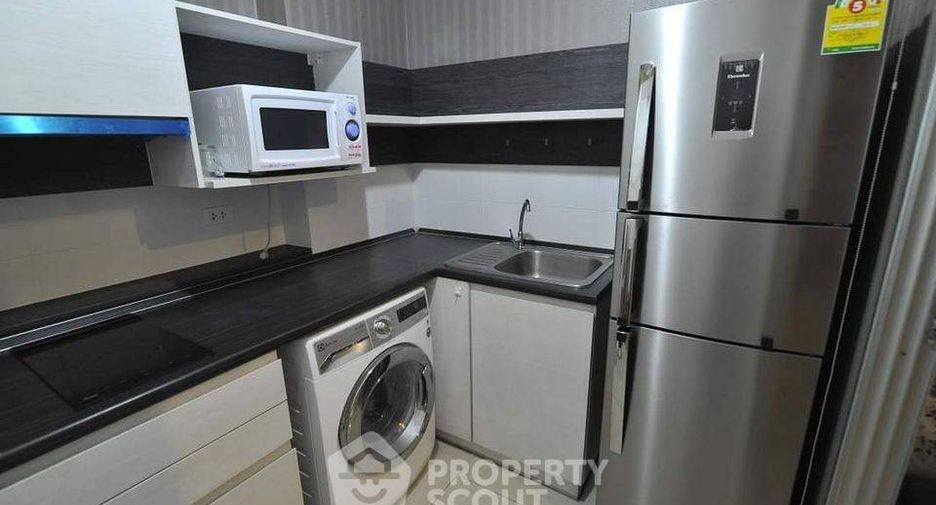 Wohnung zur Miete mit 2 Zimmer in Huai Khwang, Bangkok