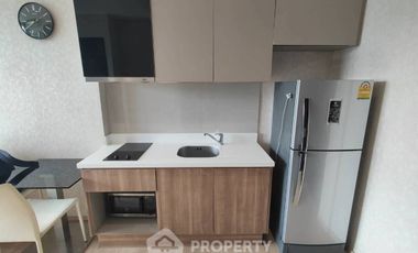 Condo en alquiler de 1 habitaciones en Sathon, Bangkok