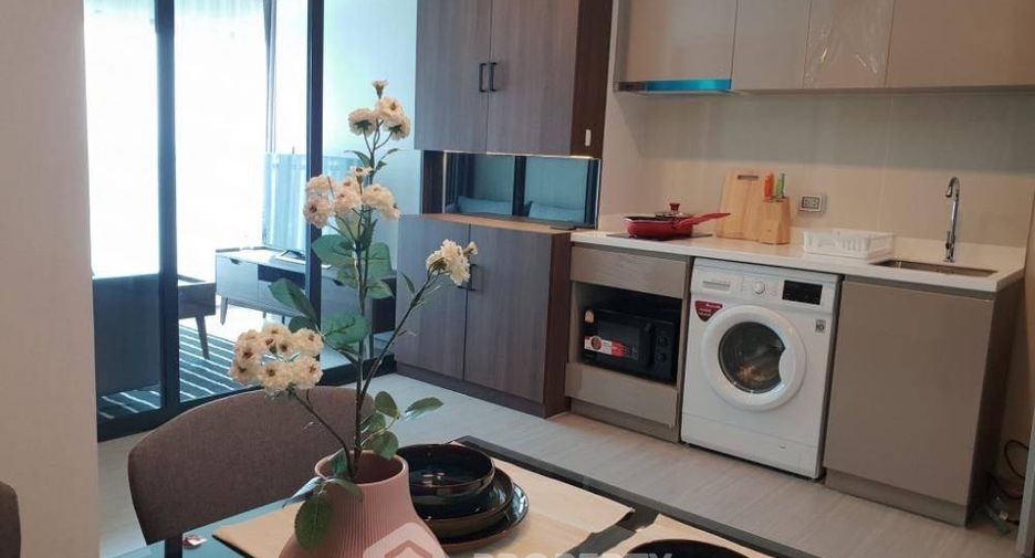 For rent 2 ベッドルーム condo in Phra Khanong, Bangkok