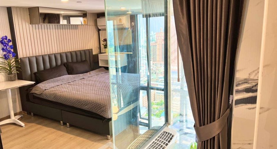 Condo en alquiler de 1 habitaciones en Khlong Toei, Bangkok