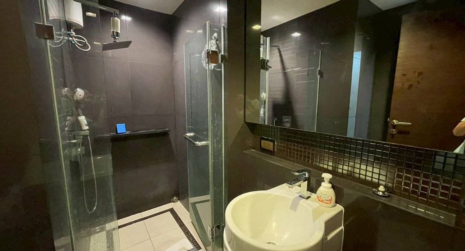Condo en alquiler de 1 habitaciones en Sathon, Bangkok