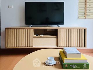 For rent 1 bed condo in Yan Nawa, Bangkok