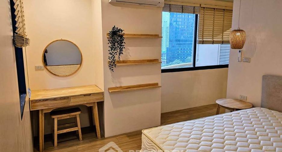 Wohnung zur Miete mit 3 Zimmer in Khlong Toei, Bangkok