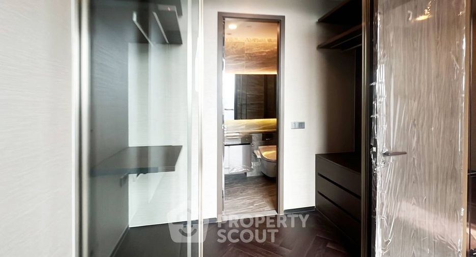 Condo en alquiler de 1 habitaciones en Khlong Toei, Bangkok