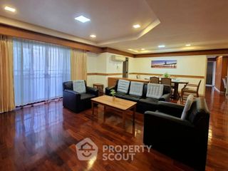 For rent 3 bedrooms apartment in Watthana, Bangkok