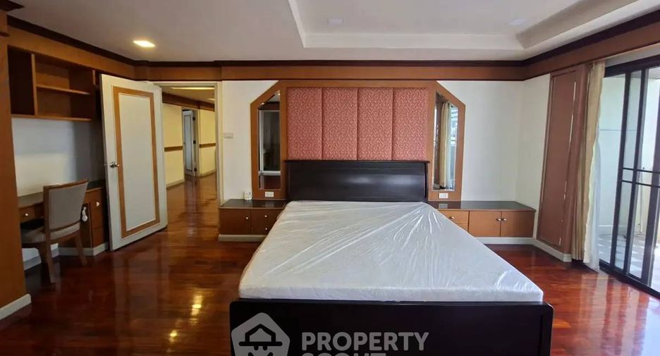 Apartment zur Miete mit 3 Zimmer in Watthana, Bangkok