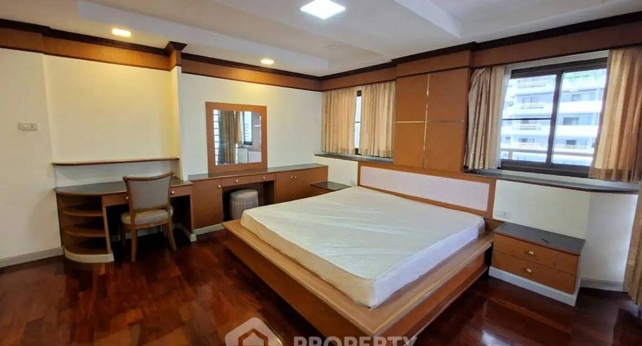 Apartment zur Miete mit 3 Zimmer in Watthana, Bangkok