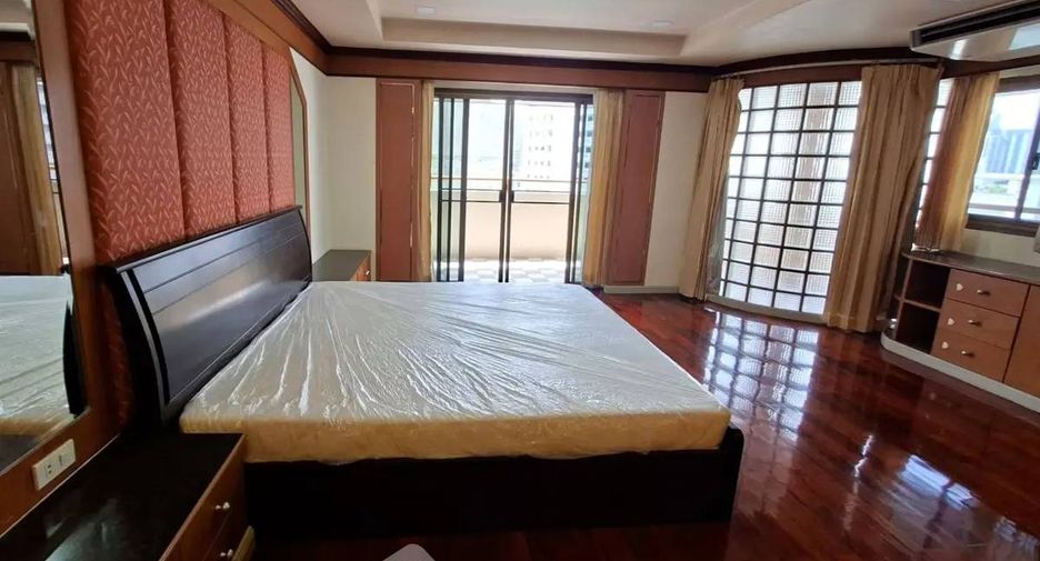 Apartment zur Miete mit 3 Zimmer in Watthana, Bangkok