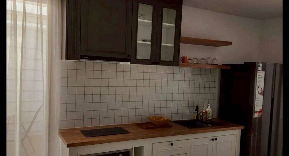 For rent 4 bedrooms townhouse in Suan Luang, Bangkok
