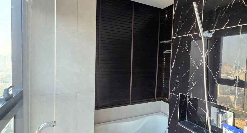 Wohnung zur Miete mit 2 Zimmer in Huai Khwang, Bangkok