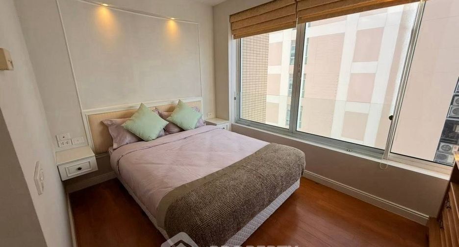 For rent 2 bedrooms condo in Pathum Wan, Bangkok