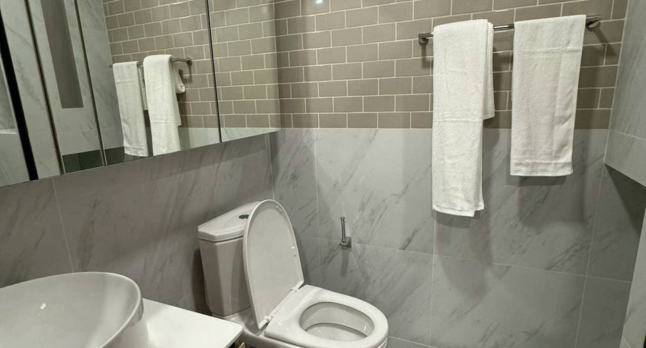 For rent 1 bed condo in Ratchathewi, Bangkok