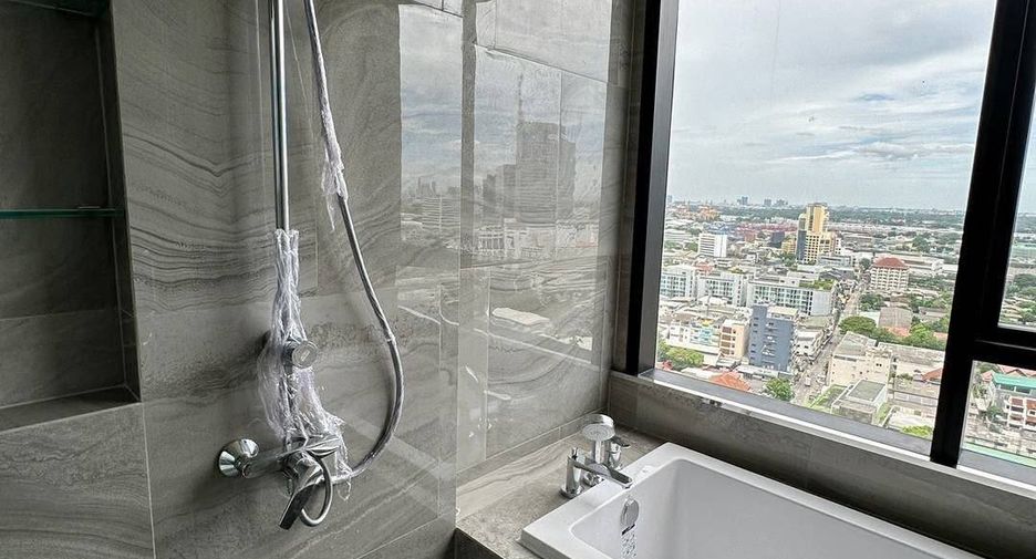 Condo en alquiler de 2 habitaciones en Khlong Toei, Bangkok