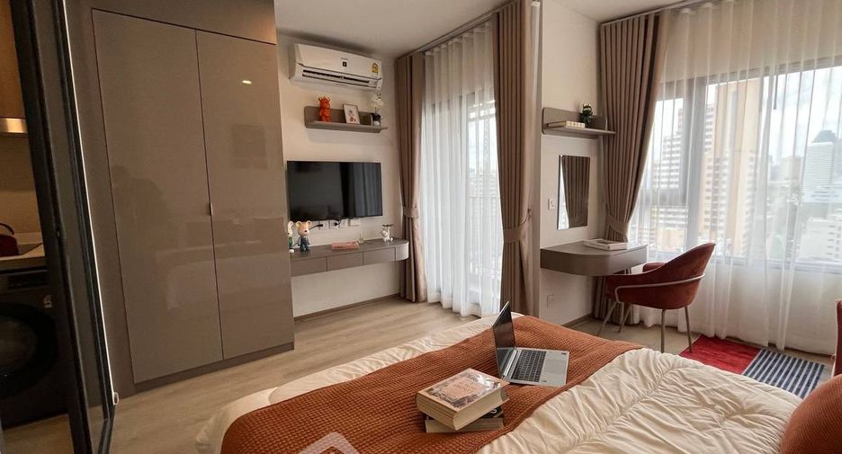 Condo en alquiler de 1 habitaciones en Khlong Toei, Bangkok