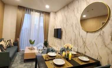 For rent 2 bedrooms condo in Ratchathewi, Bangkok