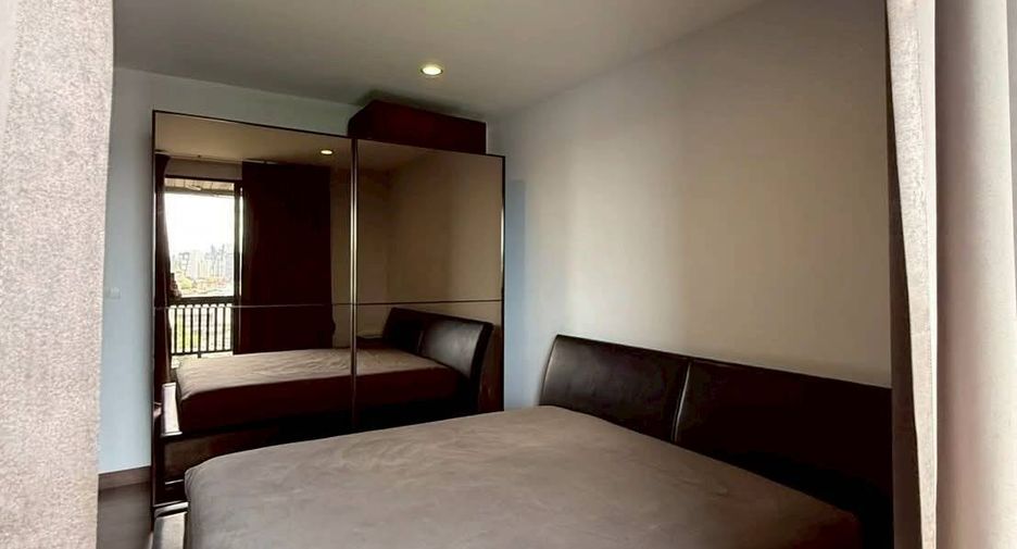 For rent 1 bed condo in Watthana, Bangkok