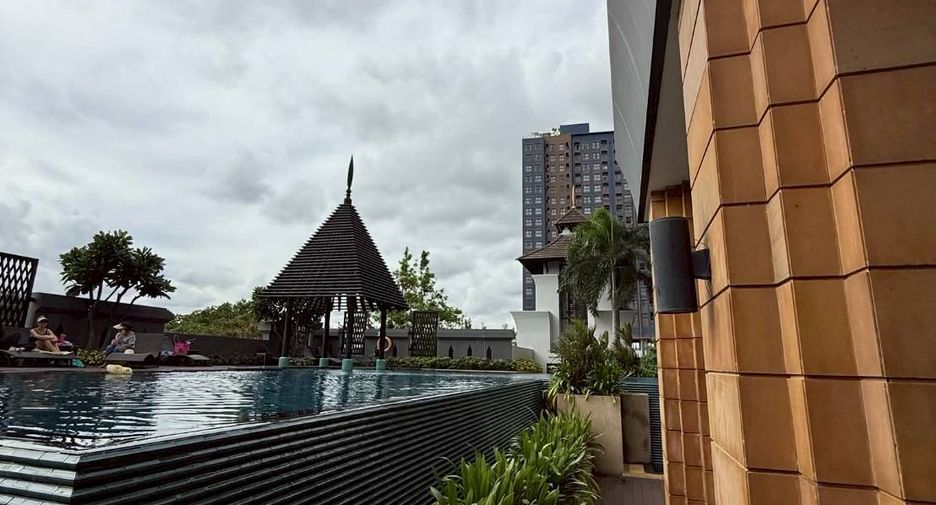 For rent 1 bed condo in Watthana, Bangkok