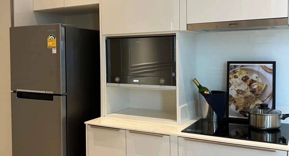 Wohnung zur Miete mit 2 Zimmer in Bang Rak, Bangkok