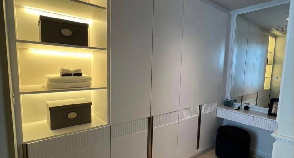 Wohnung zur Miete mit 2 Zimmer in Bang Rak, Bangkok
