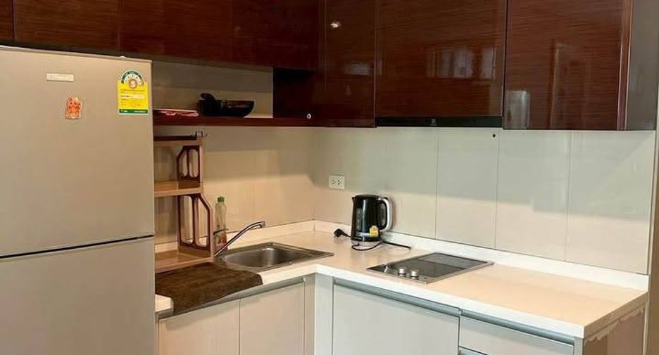 For rent 2 ベッドルーム condo in Pathum Wan, Bangkok