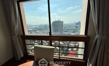 For rent 3 ベッドルーム condo in Khlong Toei, Bangkok