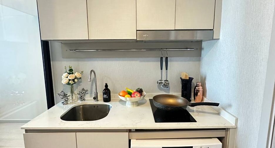 For rent 1 Beds condo in Sathon, Bangkok