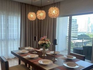Apartment zur Miete mit 3 Zimmer in Pathum Wan, Bangkok