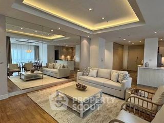 Apartment zur Miete mit 3 Zimmer in Pathum Wan, Bangkok