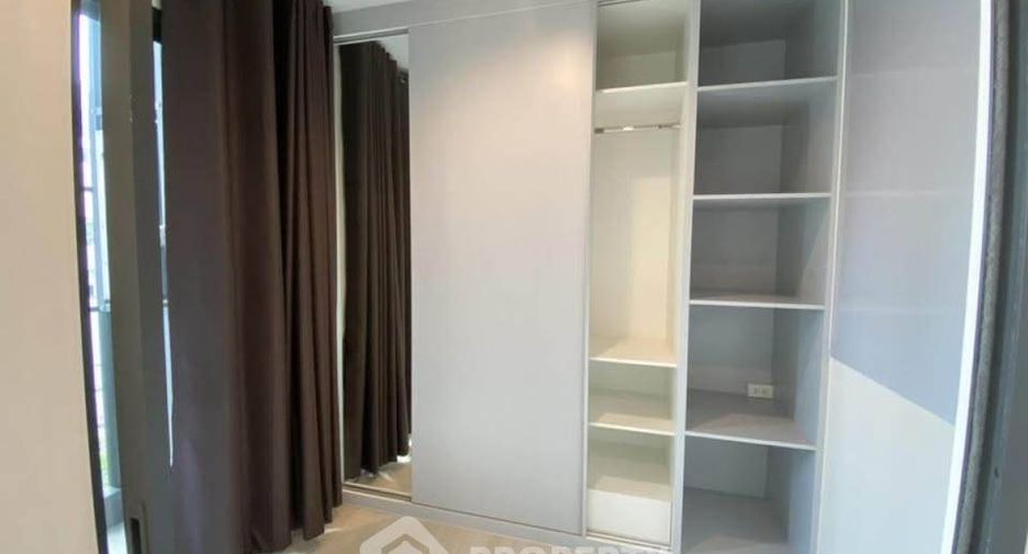 Wohnung zur Miete mit 1 Zimmer in Pathum Wan, Bangkok