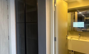 For sale 1 bed condo in Bang Rak, Bangkok