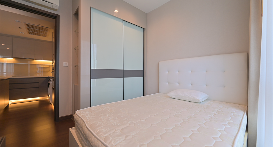À louer 2 chambres condo à Huai Khwang, Bangkok