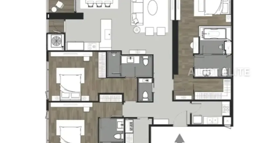 For sale 3 bedrooms condo in Khlong Toei, Bangkok
