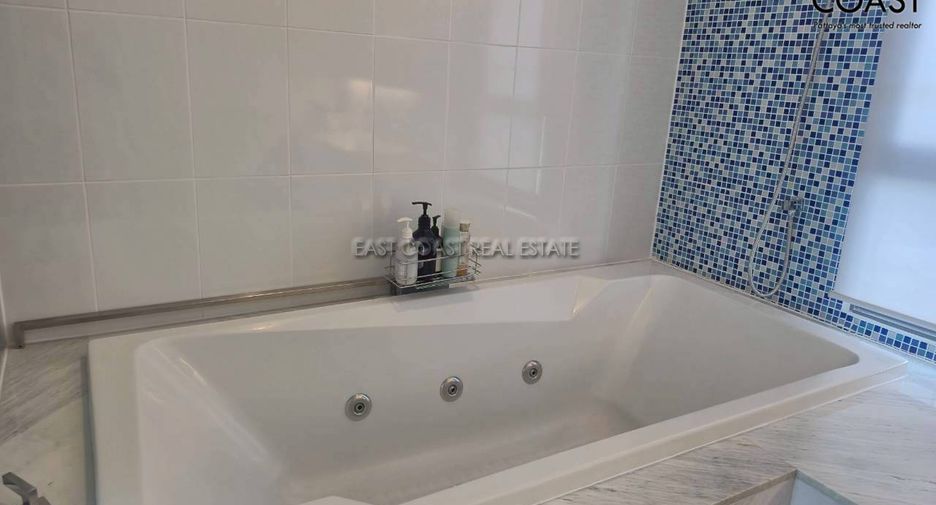 For sale 2 ベッドルーム condo in North Pattaya, Pattaya