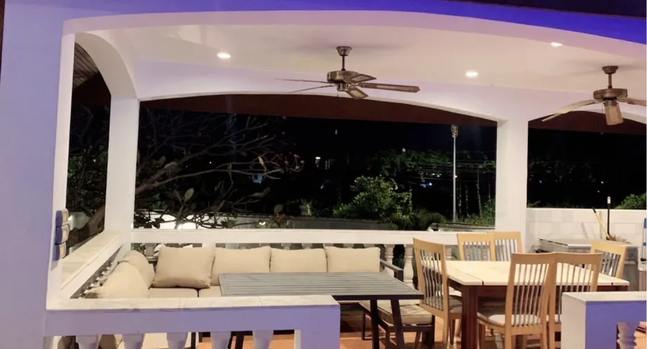 Villa zum Kauf mit 4 Zimmer in East Pattaya, Pattaya