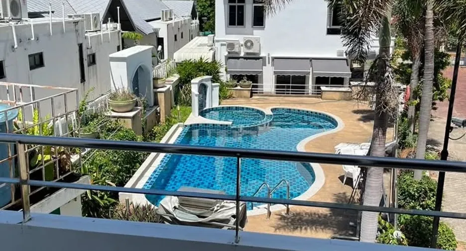For sale 3 bedrooms villa in North Pattaya, Pattaya