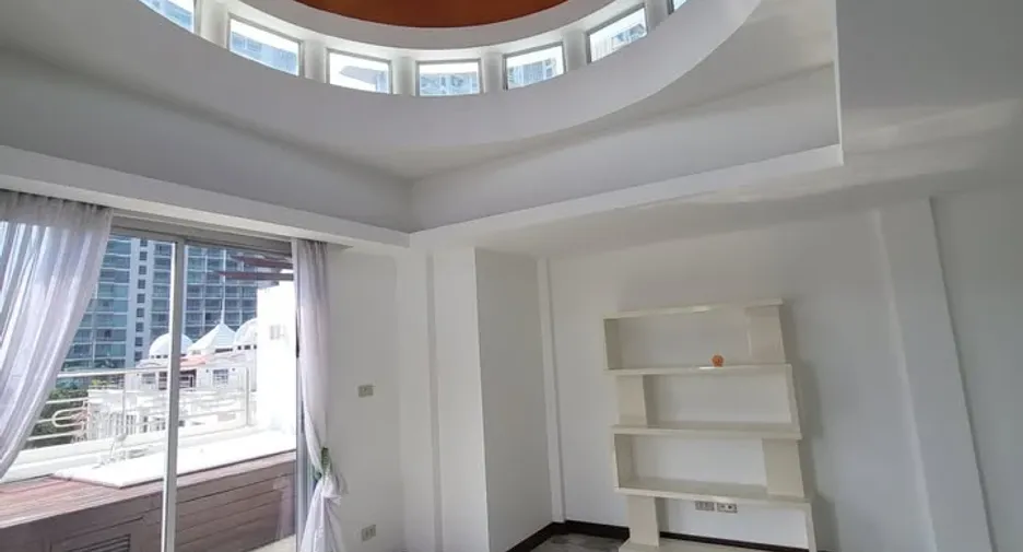 For sale 3 bedrooms villa in North Pattaya, Pattaya