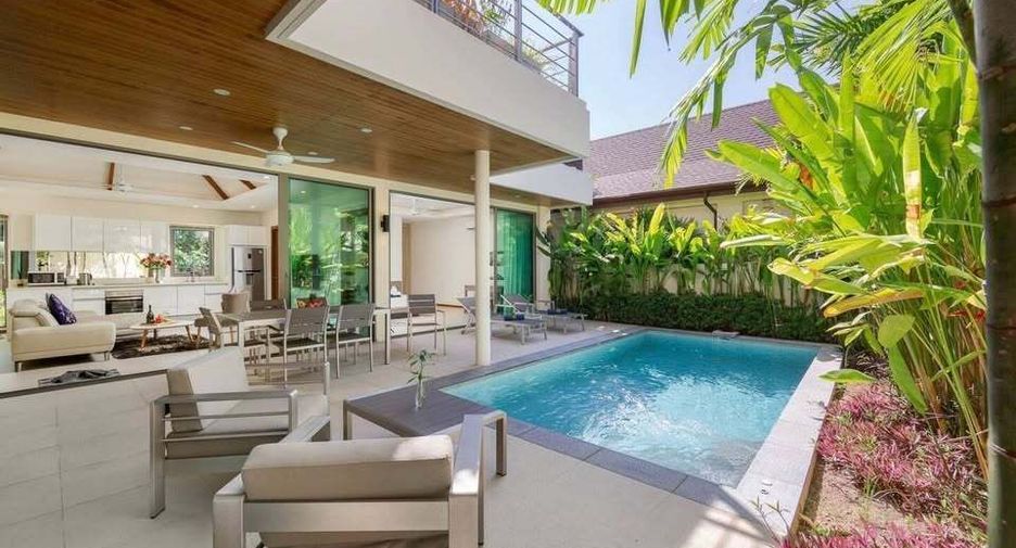 For rent 4 bedrooms villa in Mueang Phuket, Phuket