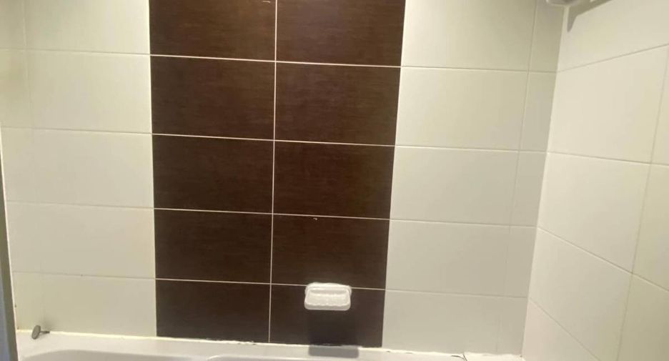For sale 3 bedrooms condo in Watthana, Bangkok
