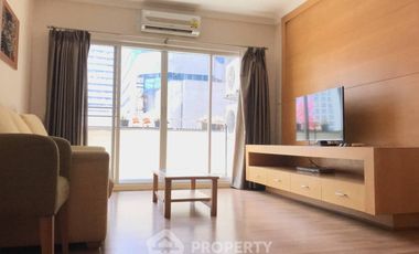 For sale 3 bedrooms condo in Watthana, Bangkok