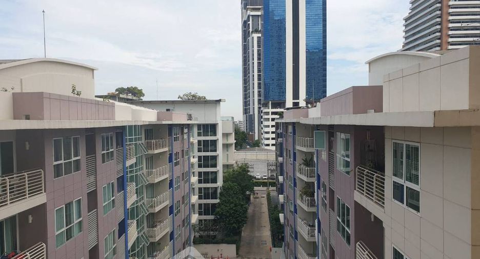 For rent and for sale 2 bedrooms condo in Watthana, Bangkok