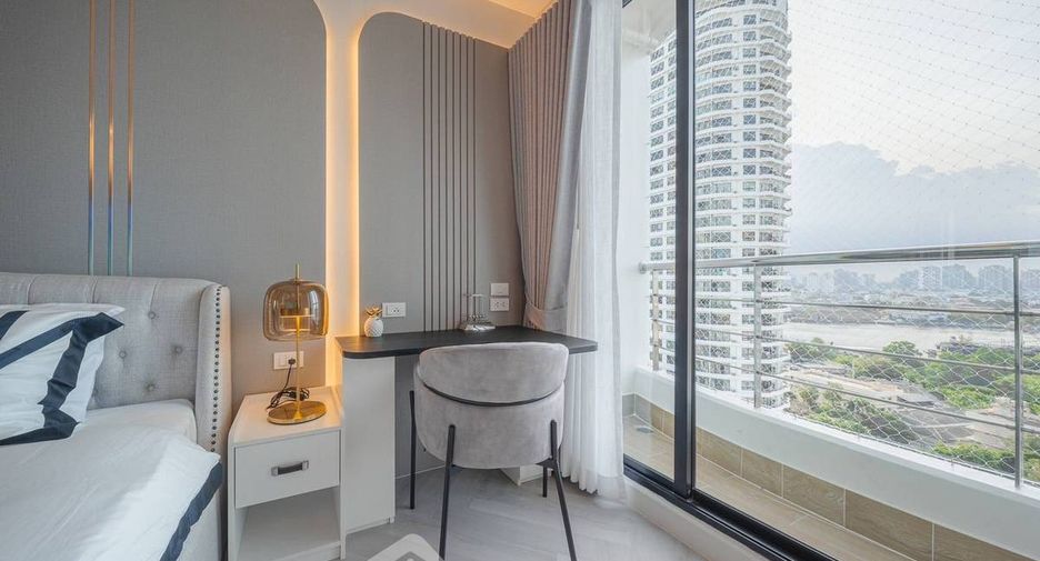 À louer 2 chambres condo à Bang Kho Laem, Bangkok