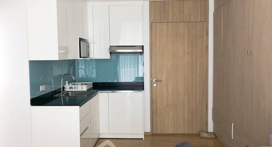 For rent 1 bed condo in Phaya Thai, Bangkok