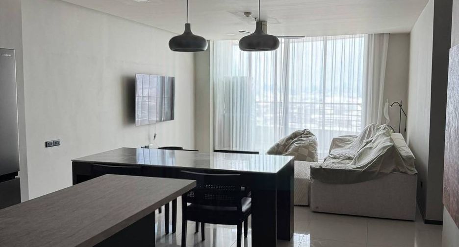 For rent 2 bedrooms condo in Sathon, Bangkok