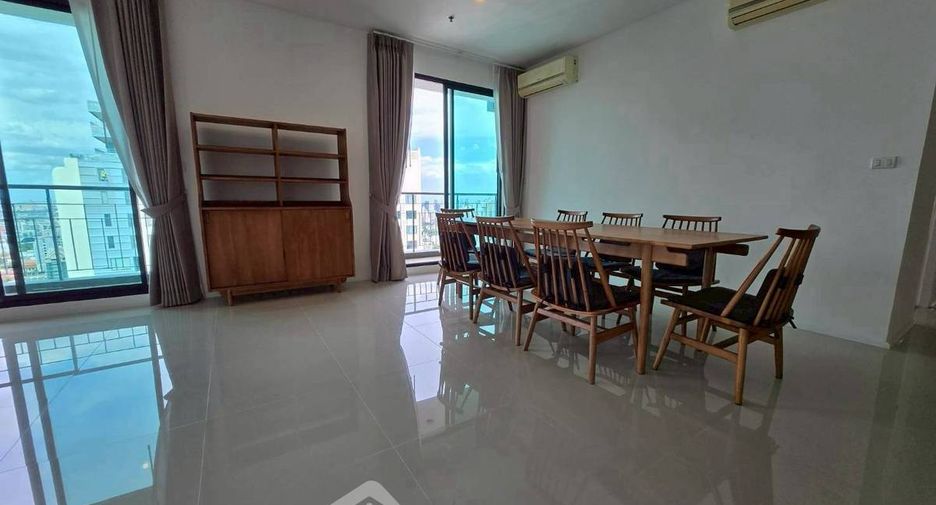 ให้เช่า 4 ห้องนอน คอนโด ใน วัฒนา, กรุงเทพฯ