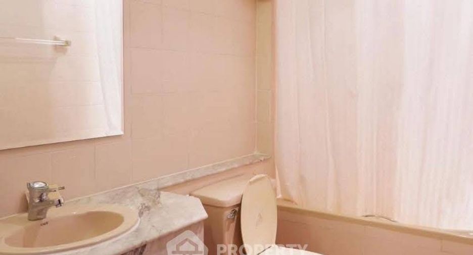Condo en alquiler de 2 habitaciones en Watthana, Bangkok